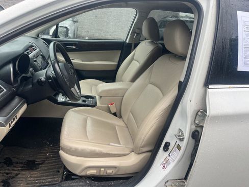 Used 2017 Subaru Outback 3.6R Limited AWD/4WD image 12