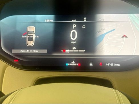 Certified 2024 Land Rover Range Rover SE image 12