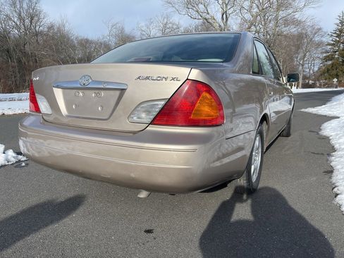 Used 2002 Toyota Avalon XL image 26