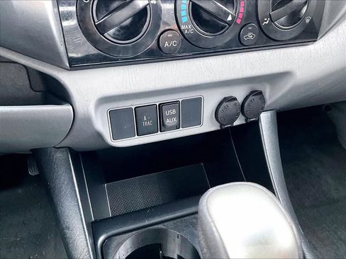 Used 2015 Toyota Tacoma Base w/ TRD Off-Road Package image 27