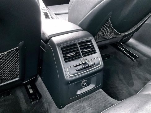 Used 2017 Audi A4 2.0T Prestige w/ Prestige Package image 10