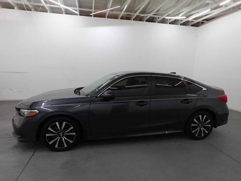 Used 2024 Honda Civic EX image 8