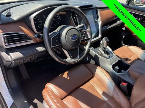 Used 2022 Subaru Outback Touring AWD/4WD image 9