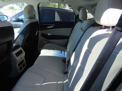 Used 2016 Ford Edge Titanium w/ Equipment Group 302A image 11