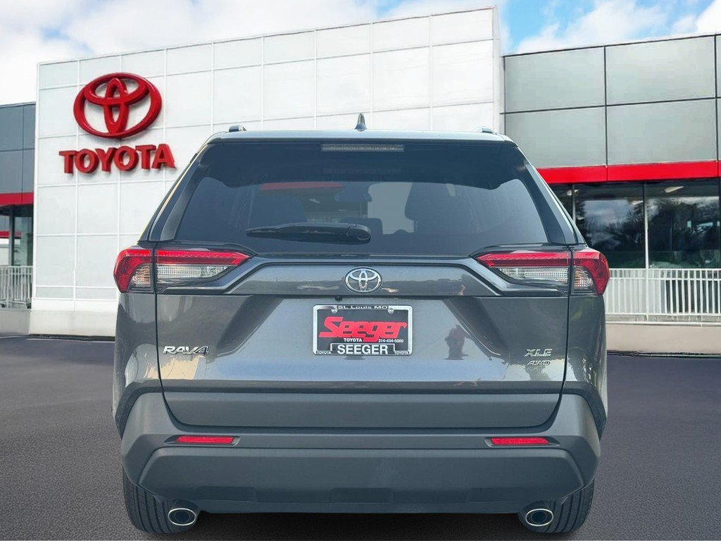 Certified 2025 Toyota RAV4 XLE AWD/4WD image 5
