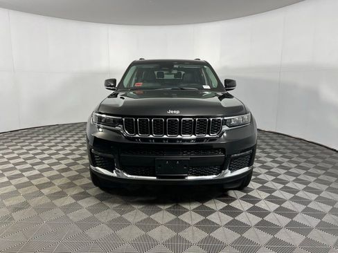 Used 2023 Jeep Grand Cherokee L Limited w/ Trailer Tow Group (B) image 11