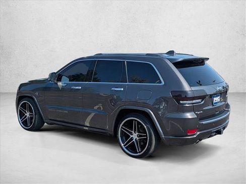 Used 2018 Jeep Grand Cherokee Overland AWD/4WD image 8