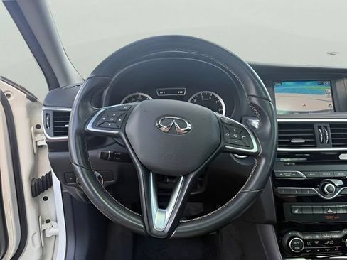 Used 2019 INFINITI QX30 AWD w/ Navigation Package image 15