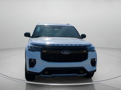 New 2026 Ford Explorer Tremor image 8