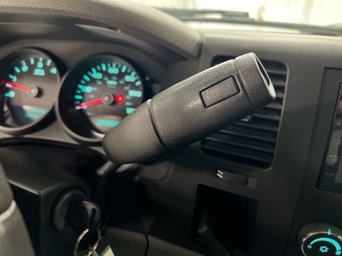 Used 2011 Chevrolet Silverado 1500 LS image 16