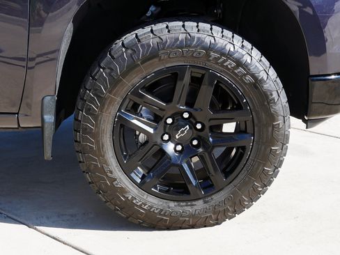 Used 2022 Chevrolet Silverado 1500 LT Trail Boss w/ LT Trail Boss Premium Package AWD/4WD image 10