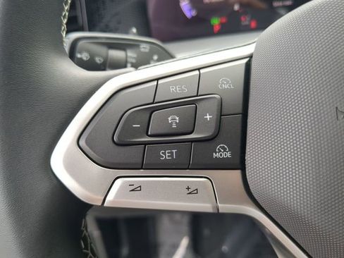 New 2026 Volkswagen Tiguan SE image 27