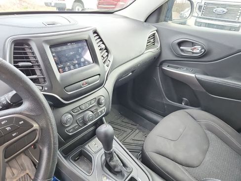 Used 2020 Jeep Cherokee Latitude image 10