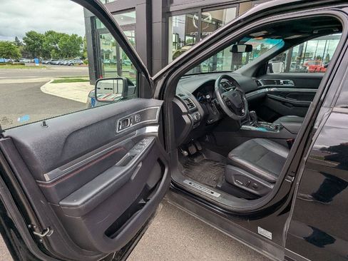 Used 2016 Ford Explorer Sport w/ Equipment Group 401A AWD/4WD image 16