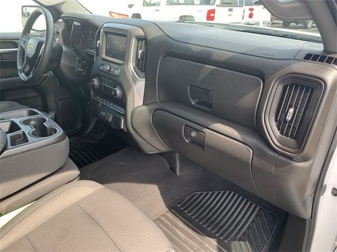 Certified 2024 Chevrolet Silverado 1500 Custom image 29