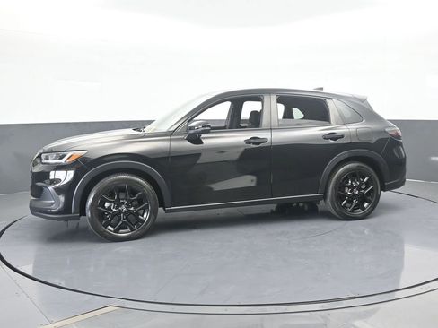 Used 2024 Honda HR-V Sport image 2