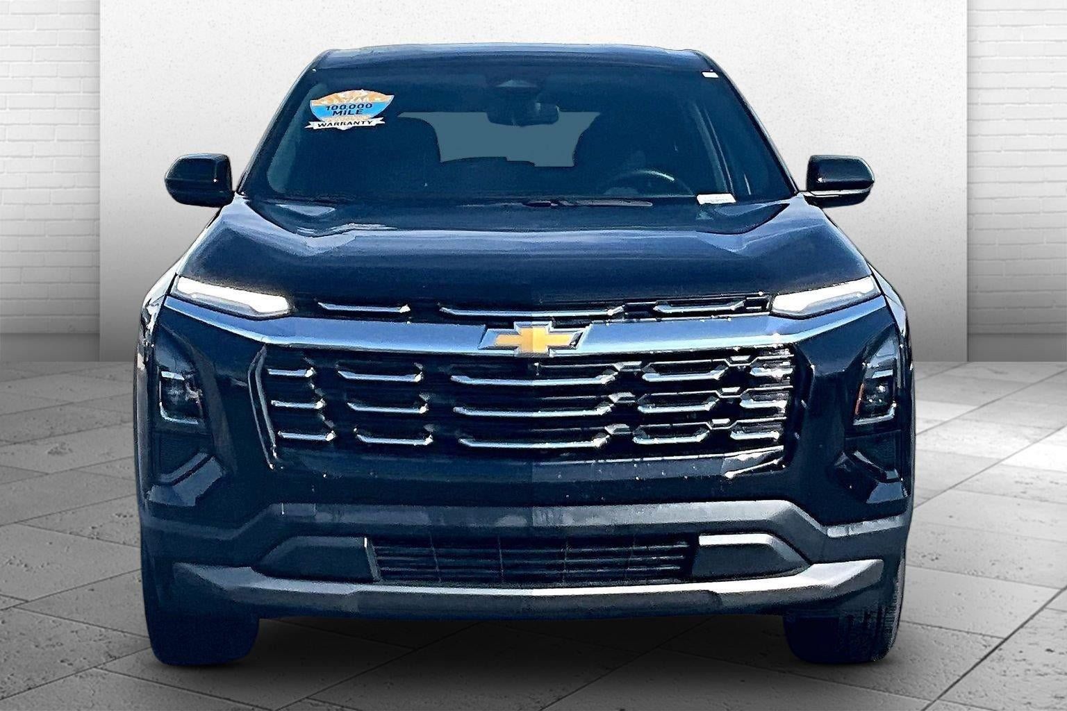 Used 2026 Chevrolet Equinox LT FWD image 2