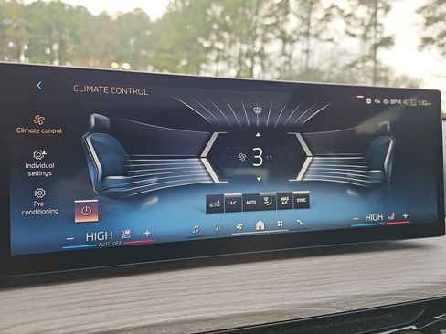 New 2026 BMW 230i Coupe w/ Premium Package image 21