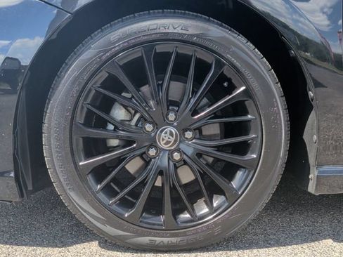 Used 2020 Toyota Camry SE AWD/4WD image 9