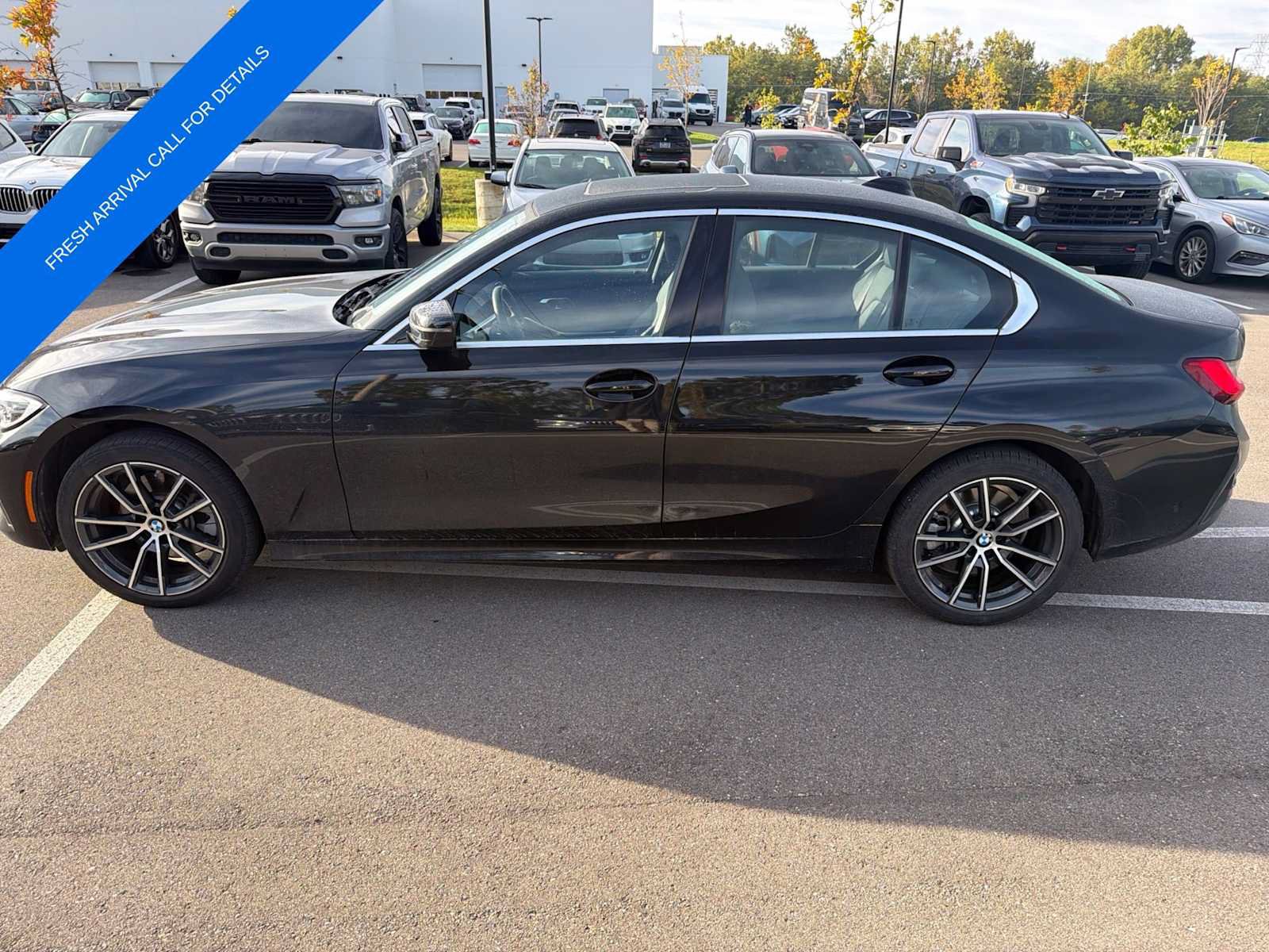 Used 2019 BMW 330i xDrive Sedan w/ Convenience Package AWD/4WD image 11