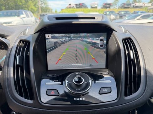 Used 2017 Ford Escape Titanium FWD image 26
