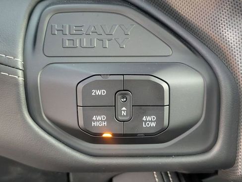 New 2026 RAM 2500 Limited AWD/4WD image 22