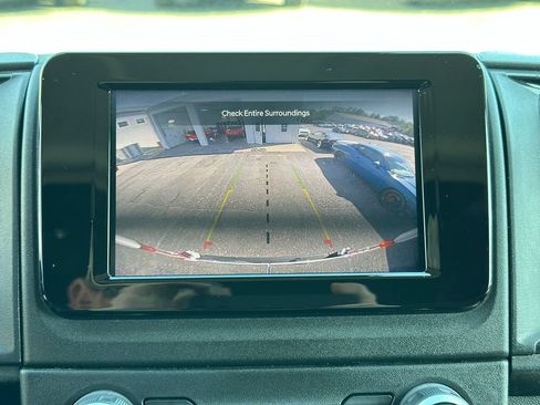 Used 2025 RAM ProMaster 2500 w/ U-Haul Equipment Group FWD image 27