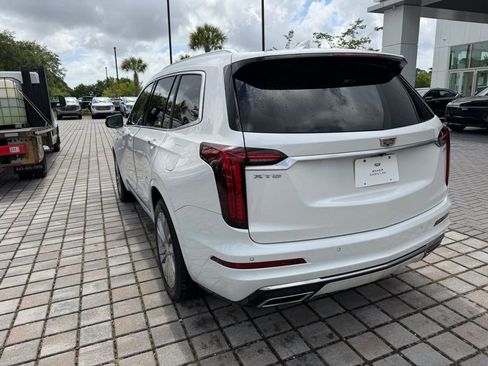 Used 2023 Cadillac XT6 Premium Luxury FWD image 7