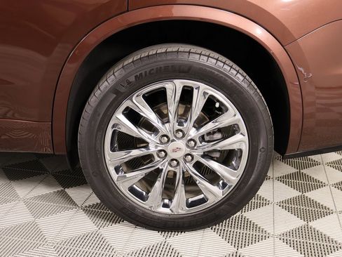 Used 2022 Cadillac XT6 Premium Luxury w/ LPO, Radiant Package image 20