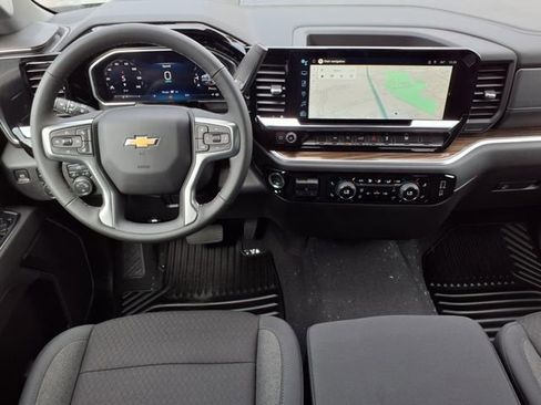 New 2026 Chevrolet Silverado 1500 LT AWD/4WD image 12