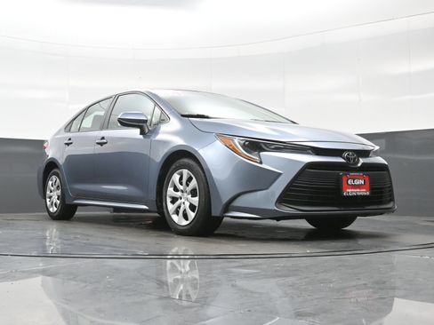 Used 2024 Toyota Corolla LE FWD image 24