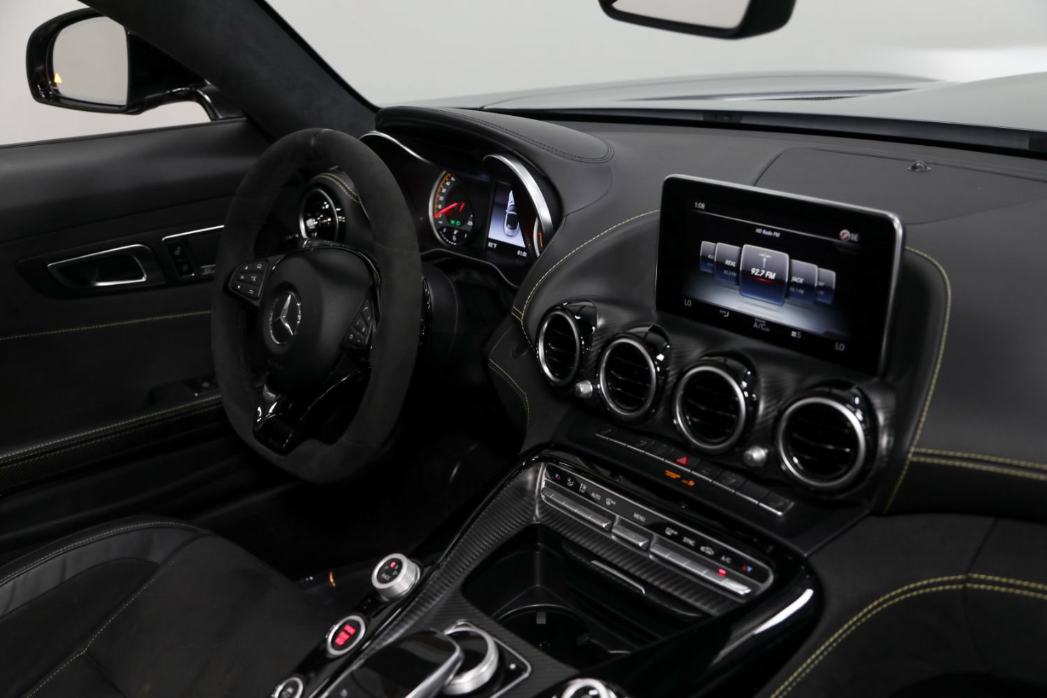 Used 2018 Mercedes-Benz AMG GT C image 32
