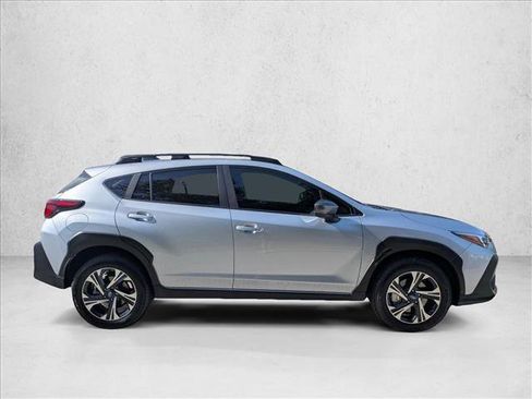 Used 2024 Subaru Crosstrek 2.0i Premium AWD/4WD image 4