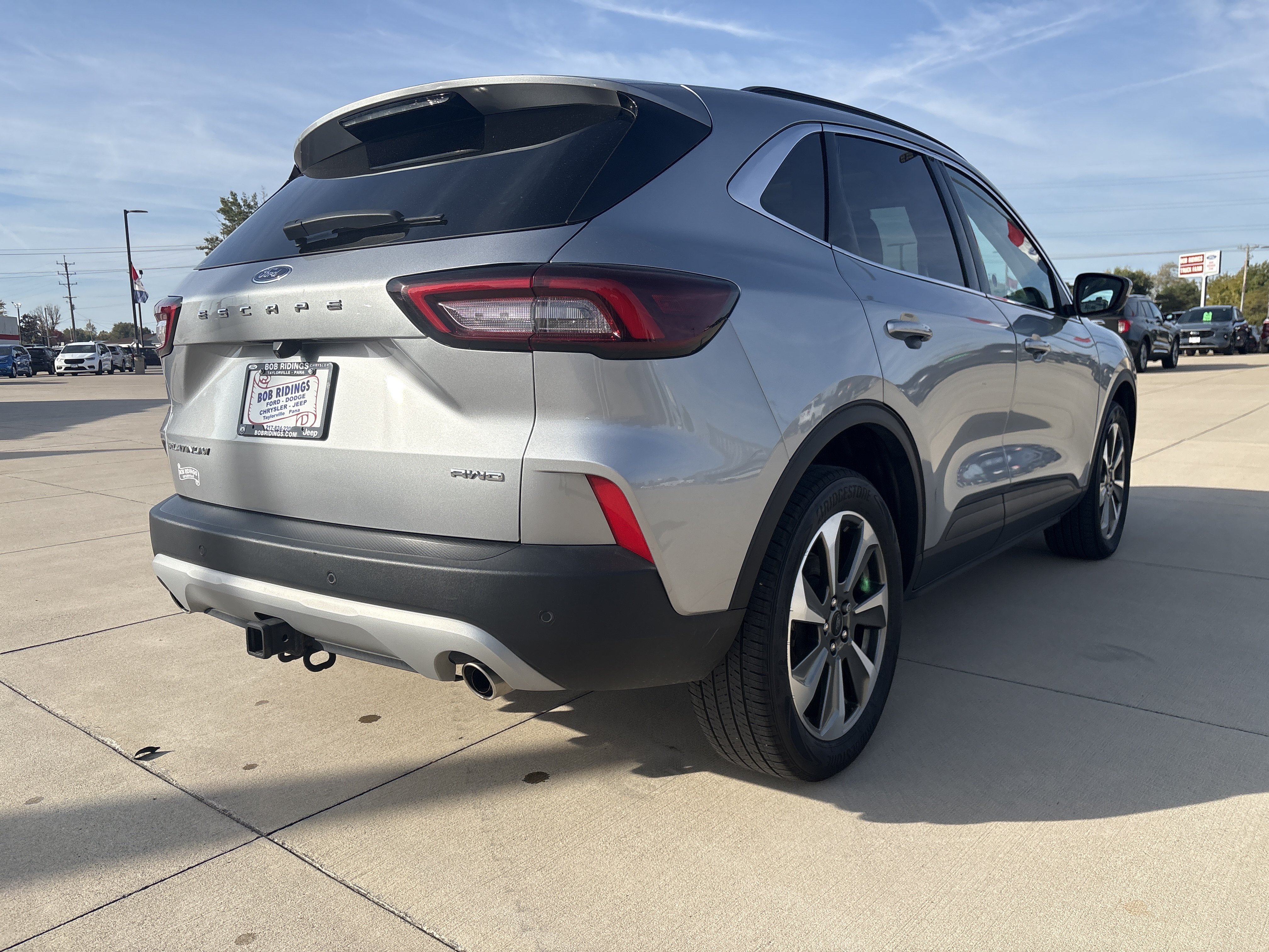 Used 2024 Ford Escape Platinum w/ Class II Trailer Tow Package AWD/4WD image 5