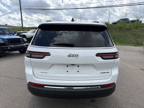 Used 2023 Jeep Grand Cherokee L Limited image 10