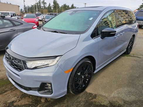 Used 2025 Honda Odyssey Sport-L image 3