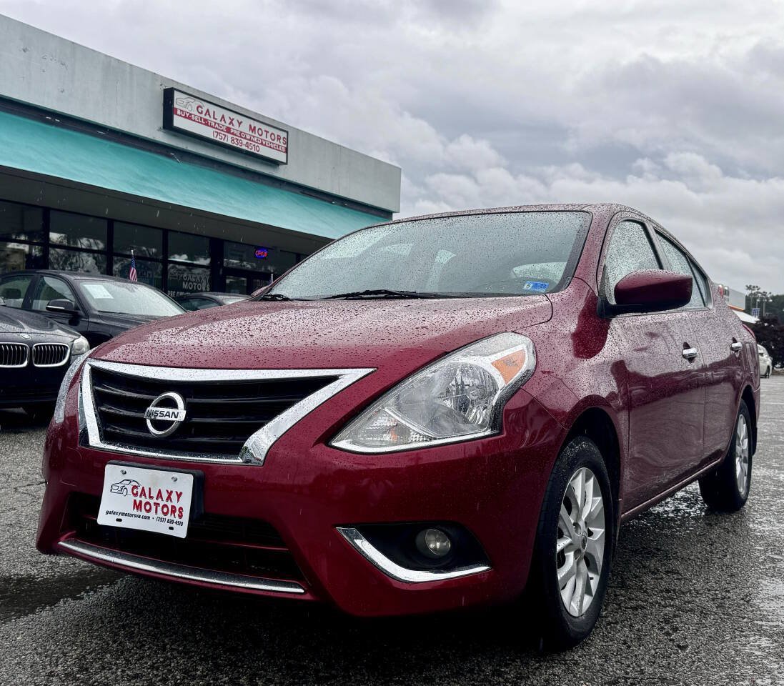 Used 2017 Nissan Versa SV w/ SV Special Edition Package FWD image 1