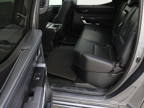 Used 2024 Toyota Tundra Platinum AWD/4WD image 32