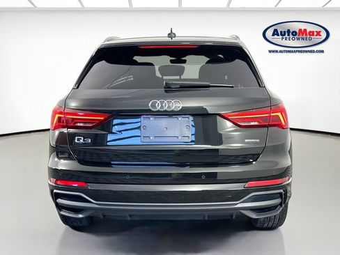 Used 2024 Audi Q3 2.0T Premium w/ 19" Wheel Package AWD/4WD image 8