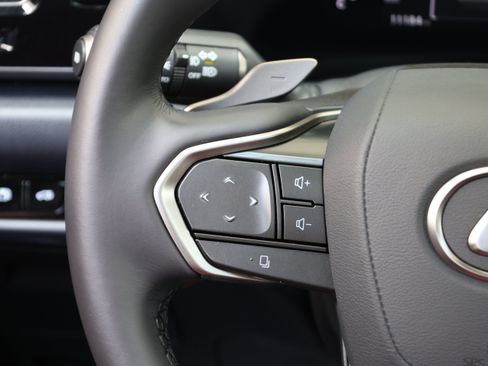 Used 2026 Lexus NX 350 AWD w/ Premium Package image 19