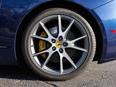 Used 2011 Ferrari California image 43