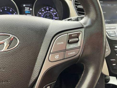 Used 2016 Hyundai Santa Fe Limited w/ Option Group 04 image 10