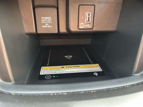 Used 2018 Honda Accord Touring image 25