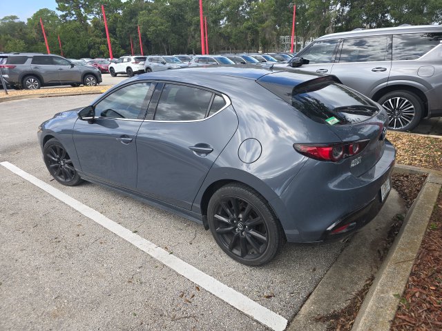 Used 2021 MAZDA MAZDA3 s FWD image 3
