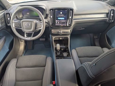 Certified 2023 Volvo XC40 Recharge Ultimate AWD/4WD image 22