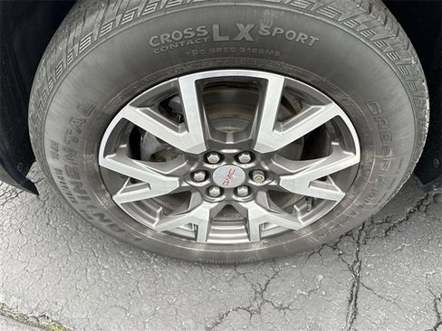 Certified 2020 GMC Acadia SLE w/ Driver Convenience Package image 31