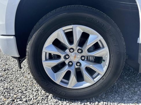 New 2026 Chevrolet Silverado 1500 Custom image 4