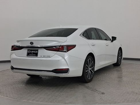 Certified 2023 Lexus ES 250 ES 250 w/ Premium Package image 9