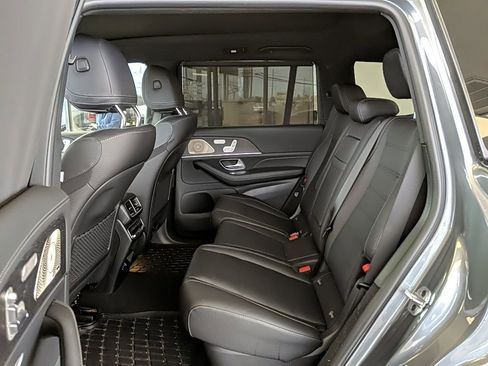 Used 2025 Mercedes-Benz GLS 450 GLS 450 image 14