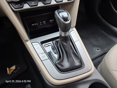 Used 2019 Hyundai Elantra Value Edition w/ Winter Weather Package FWD image 23